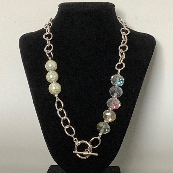 New Stylish Silver-Plated Necklace with Crystals and Pearls10” long - Picture 1 of 12